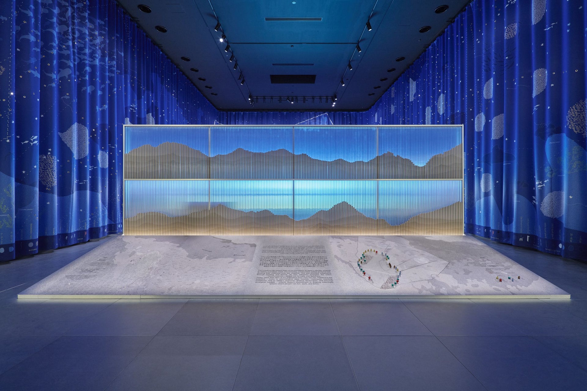 ファーストビューの画像